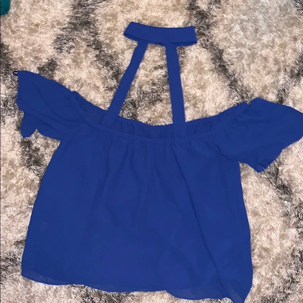 A blue blouse